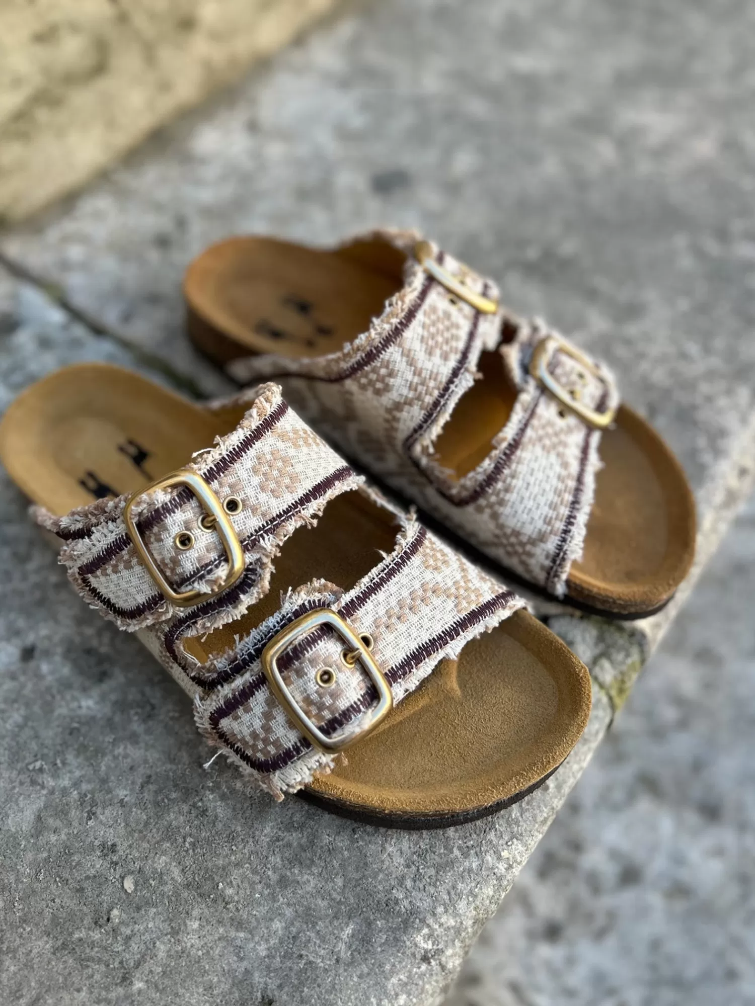 Shoes | Shoes*NINALEUCA BEIGE BURGUNDY SANDALS